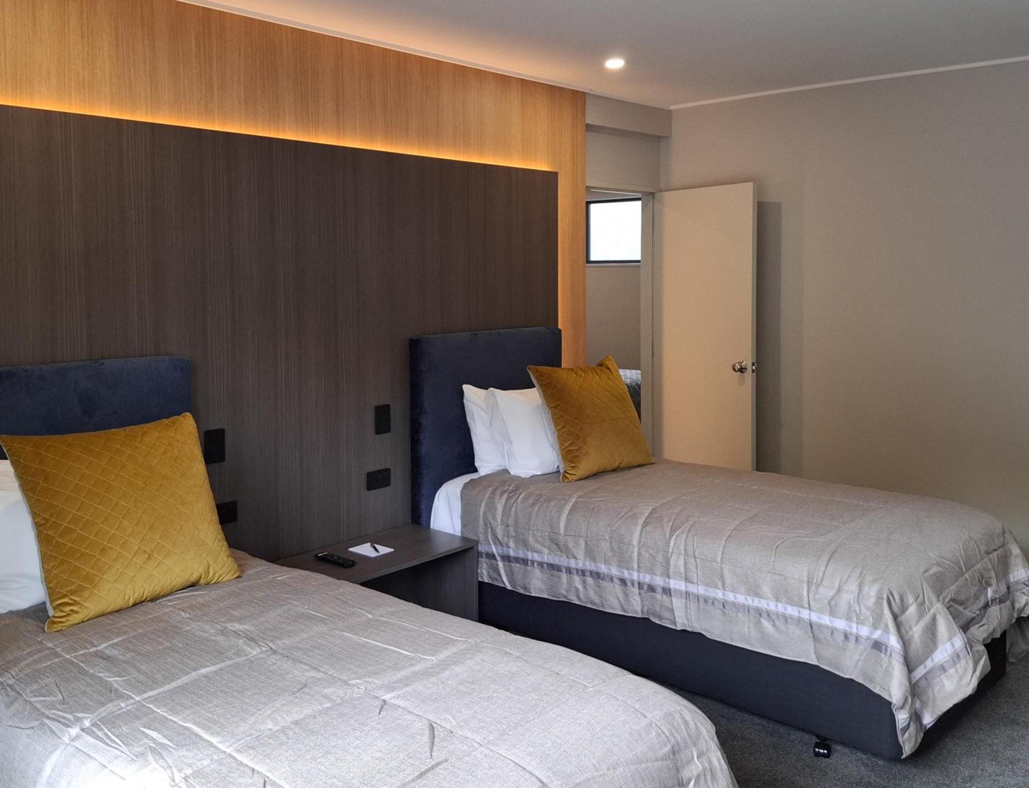 Distinction Coachman Hotel, Palmerston North Ngoại thất bức ảnh